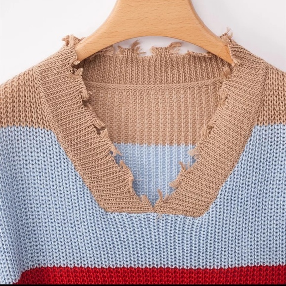 FALL FAV!  Frayed Fringed Oversized Knit Sweater - Picture 6 of 6